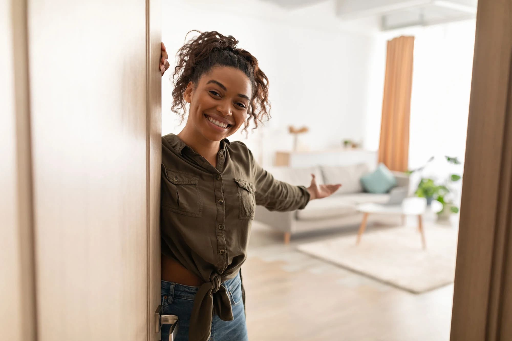 Personne cherchant un logement à louer en France